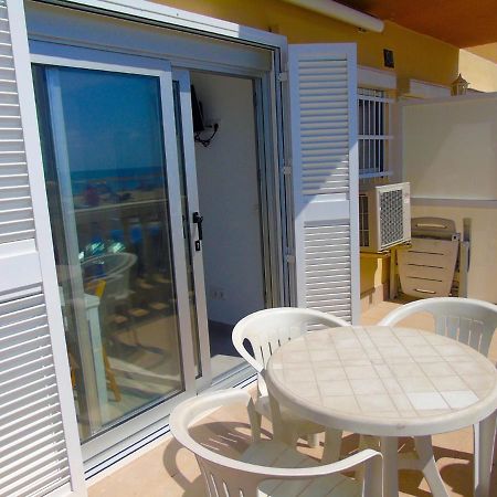 Apartamento Miramar Салоу Екстериор снимка