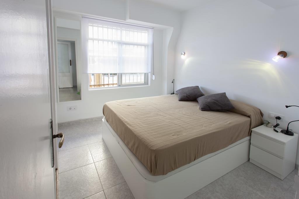 Apartamento Miramar Салоу Екстериор снимка